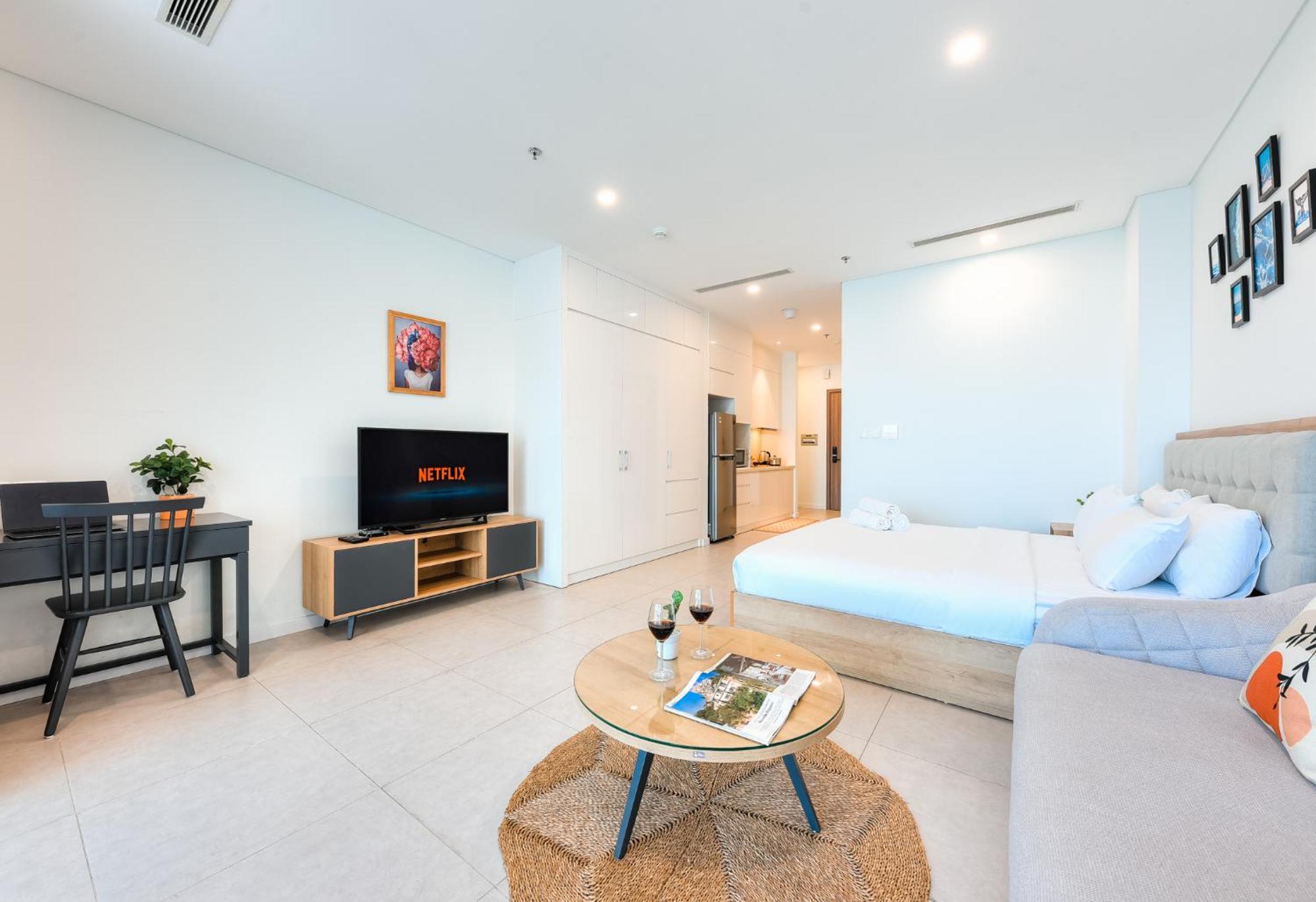 S Lux Apartment Scenia Bay Нячанг Экстерьер фото