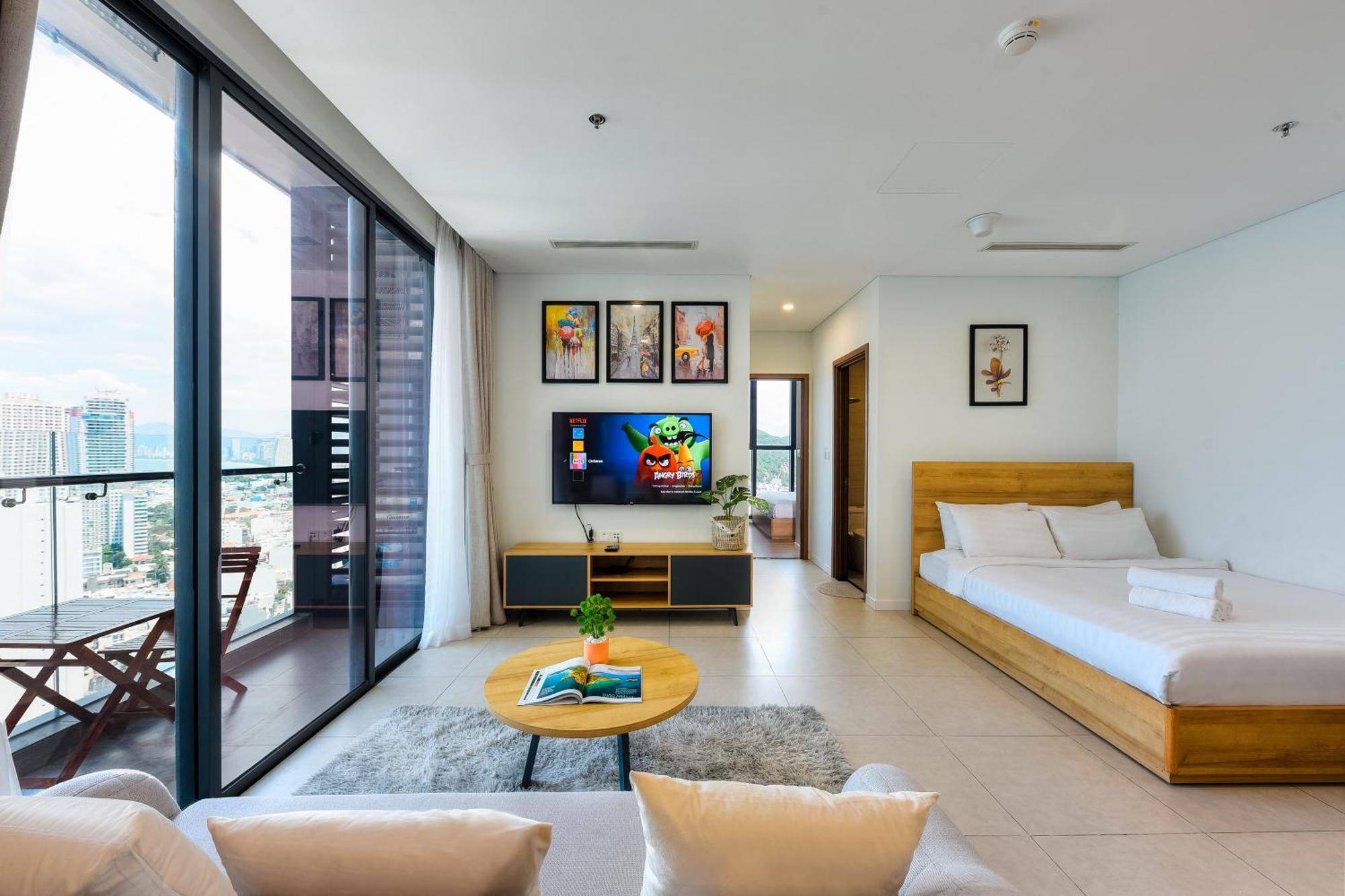S Lux Apartment Scenia Bay Нячанг Экстерьер фото