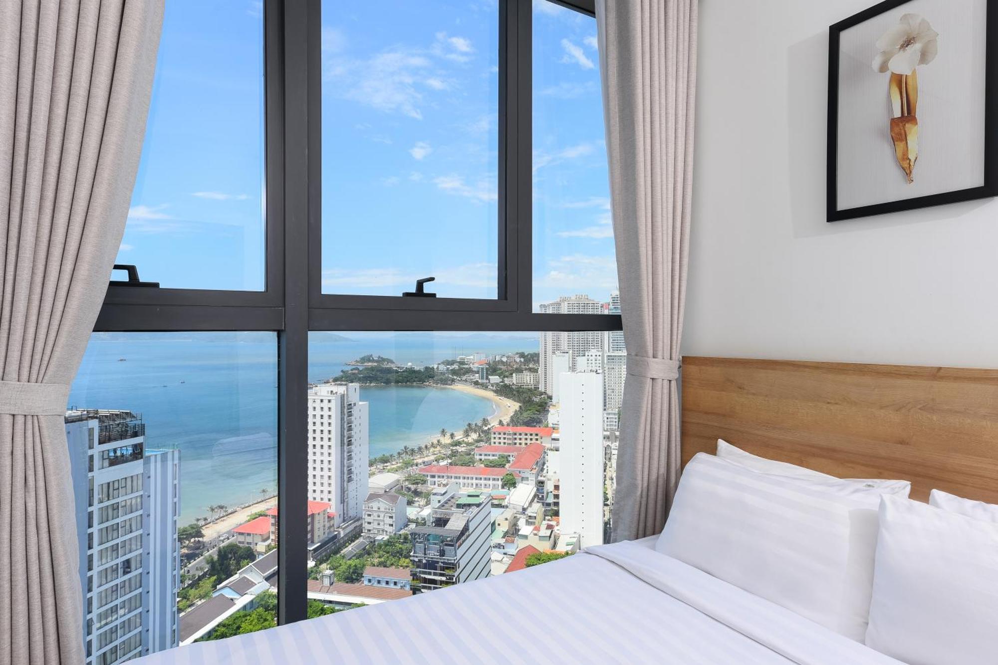 S Lux Apartment Scenia Bay Нячанг Экстерьер фото
